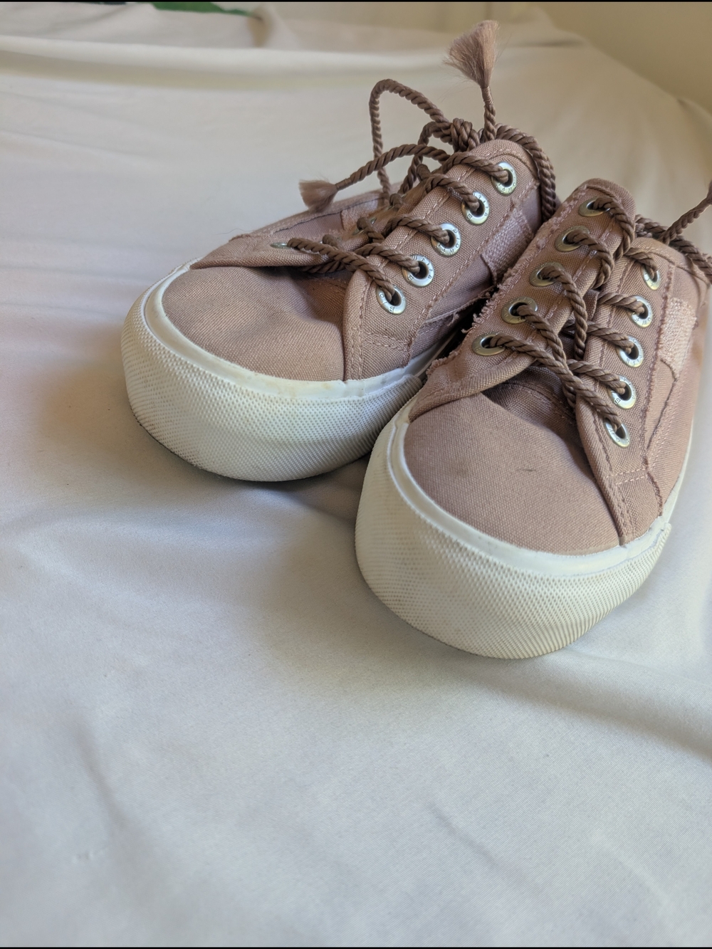 Blowfish Canvas Clog Sneakers in Dusty Pink - Picture 3 of 6